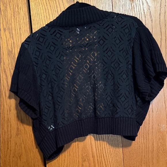Extra Touch Black Knit Shrug - Picture 3 of 4